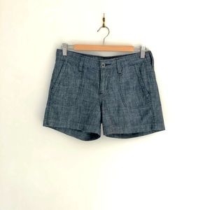 Levies %100 cotton blueish gray shorts